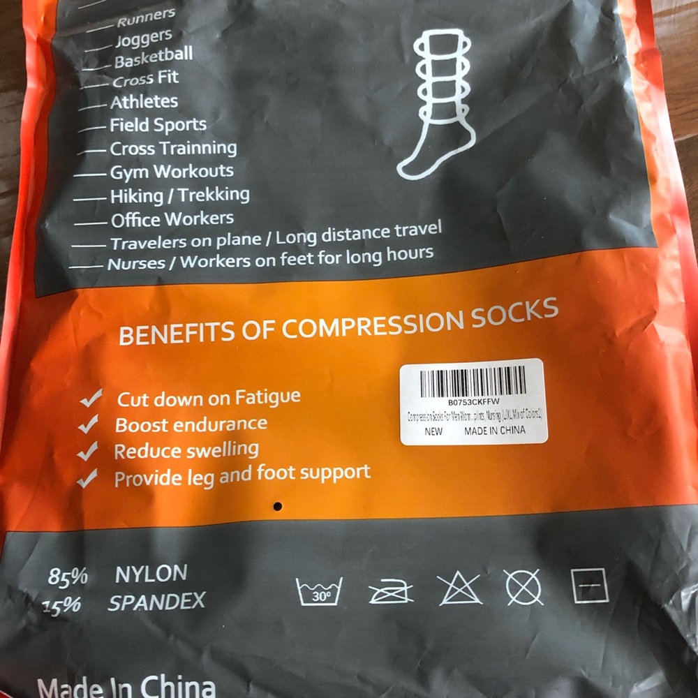 NEW Elite Performance Compression Socks 3 Pack. - Picture 6 of 6